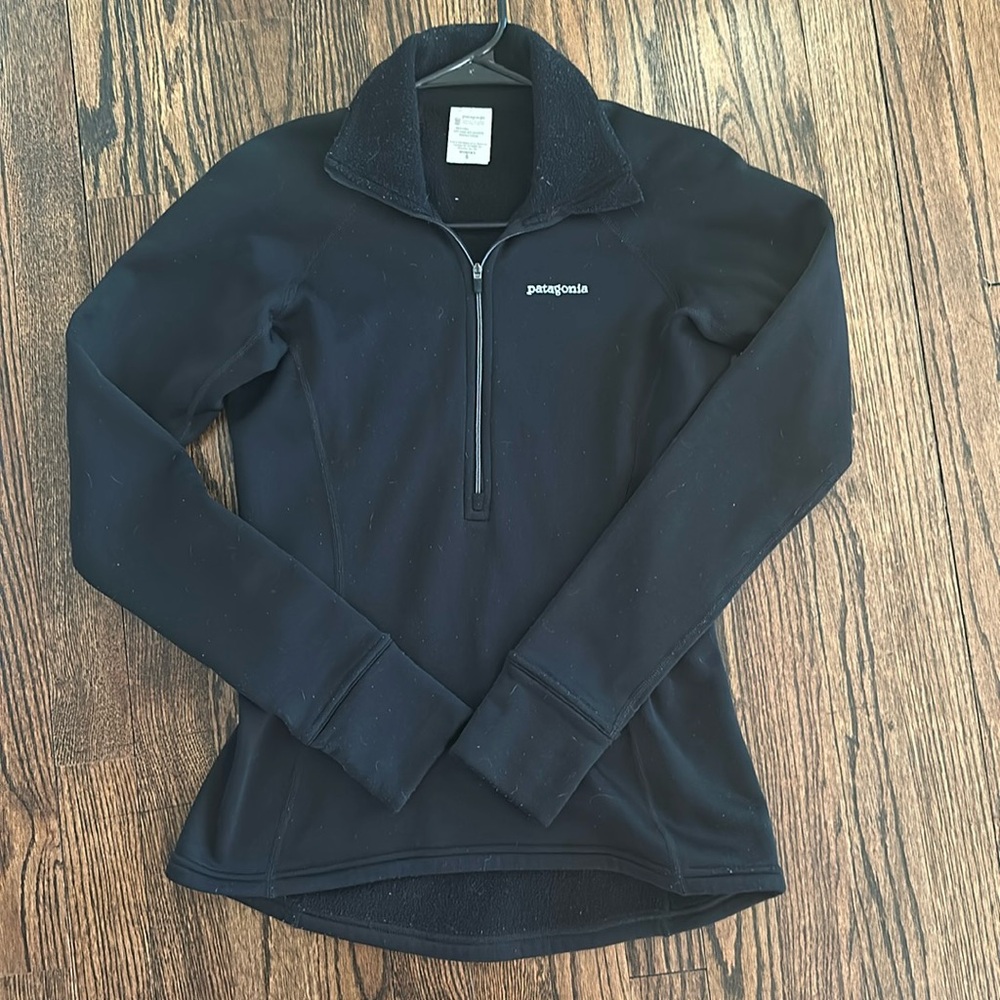 Patagonia small pullover fleece lined - slim fit